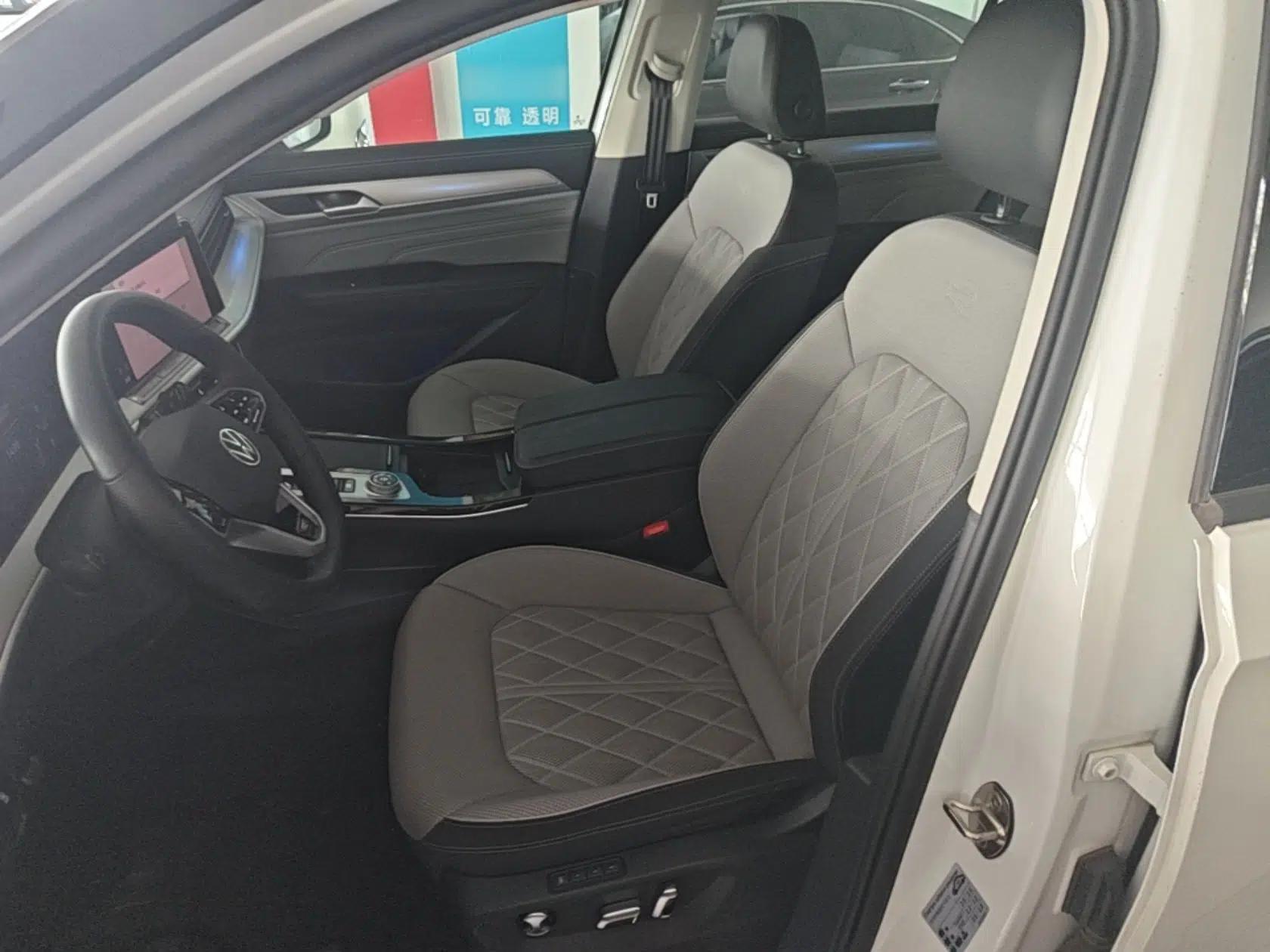 Volkswagen Tavendor 2024 380TSI All-Wheel-Drive R-Line Cruise Premium Edition — миниатюра 17