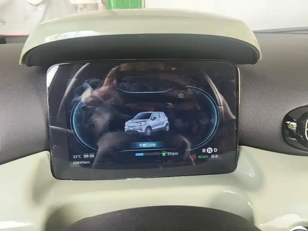 Leapmotor T03 2021 400 Luxury Edition — миниатюра 4