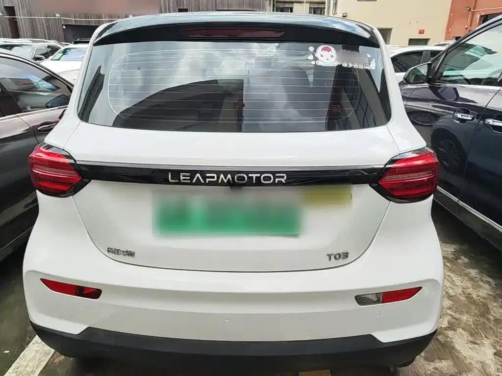 Leapmotor T03 2020 400 Luxury Edition — миниатюра 6