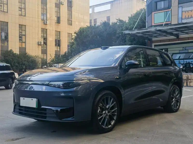 Leapmotor C10 2026 Pure Electric Version with 605 LiDAR — миниатюра 1
