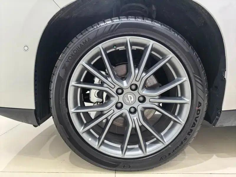 Leapmotor C10 2026 Range Extended Electric Vehicle 210 LiDAR Edition — миниатюра 12