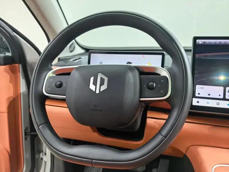 Leapmotor C10 2026 Range Extended Electric Vehicle 210 LiDAR Edition — миниатюра 16