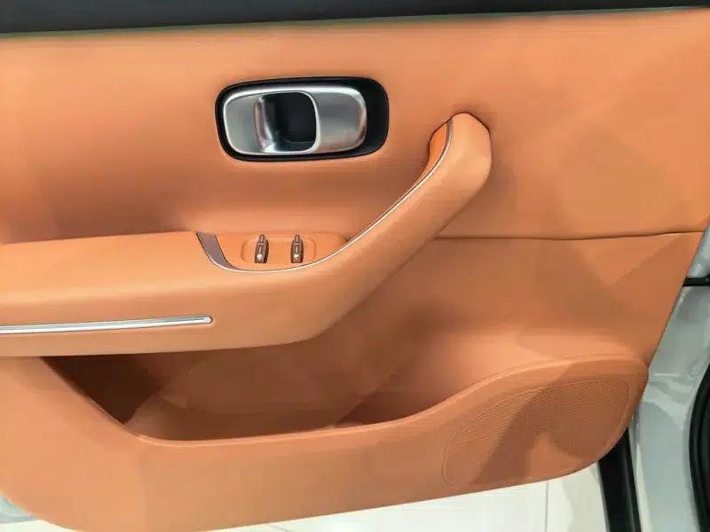 Leapmotor C10 2026 Range Extended Electric Vehicle 210 LiDAR Edition — миниатюра 21