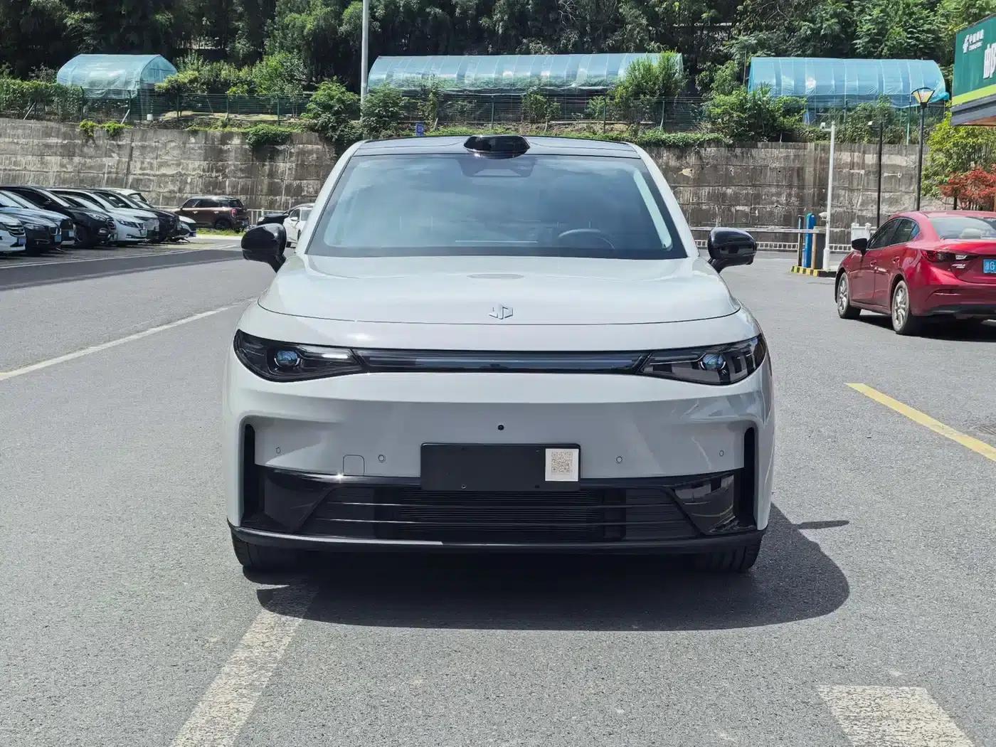 Leapmotor C10 2024 Model 210 Smart Edition — миниатюра 1
