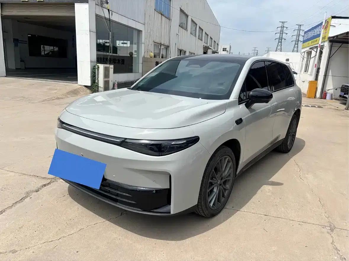 Leapmotor C10 2024 Model 210 Smart Edition — миниатюра 1