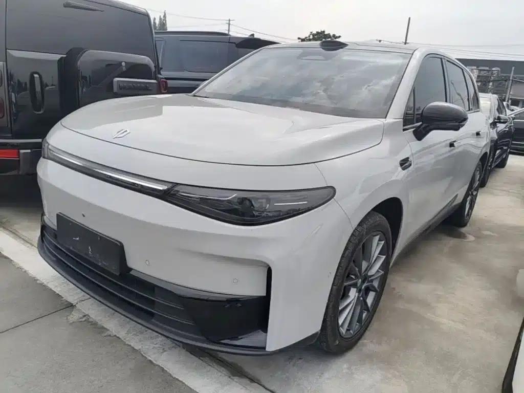 Leapmotor C10 2026 Model 605 LiDAR Edition — миниатюра 2
