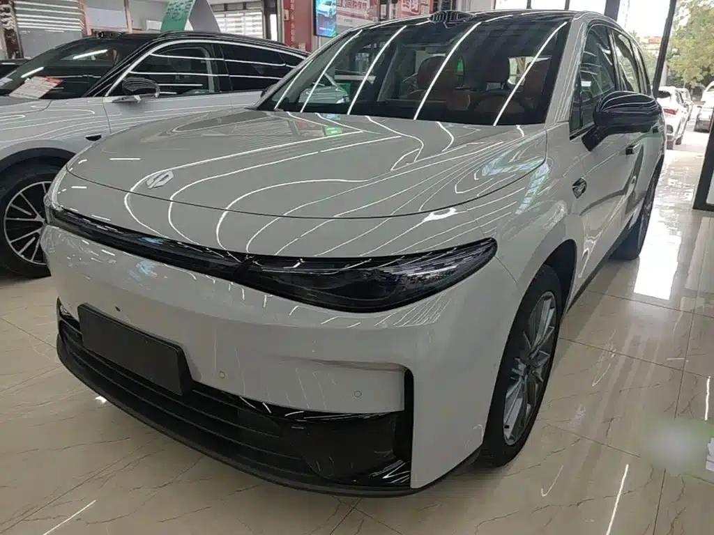 Leapmotor C10 2026 Model 605 LiDAR Edition — миниатюра 2