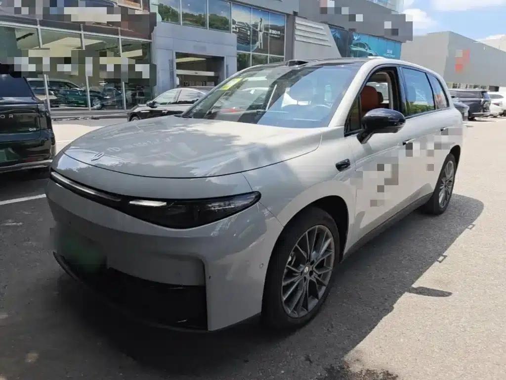 Leapmotor C10 2026 Model 605 LiDAR Edition — миниатюра 2