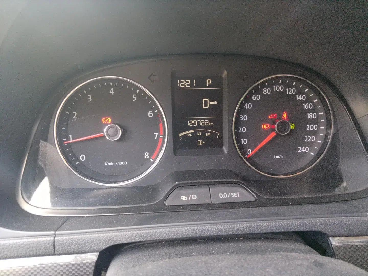 Volkswagen Cross Lavida 2014 1.4TSI DSG — миниатюра 11