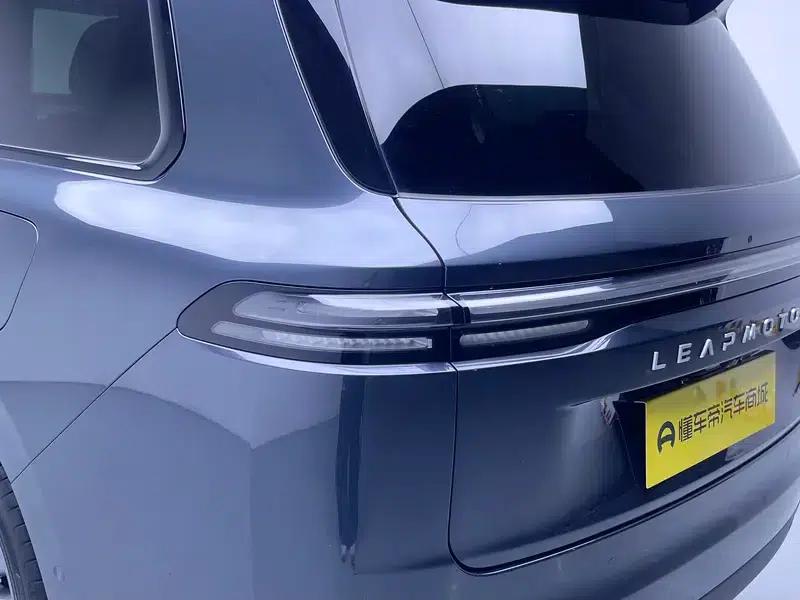 Leapmotor C16 2026 Range Extended Electric Vehicle, 280 LiDAR Smart Edition, 6-Seater — миниатюра 13