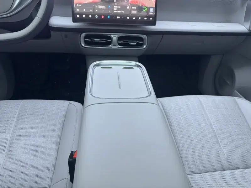 Leapmotor B10 2025 Model 510 Enjoy Edition — миниатюра 7