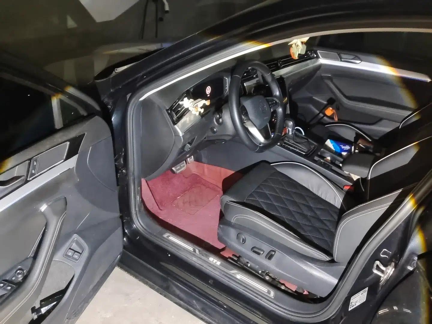 Volkswagen Magotan GTE Plug-in Hybrid 2022 GTE Luxury Model — миниатюра 16