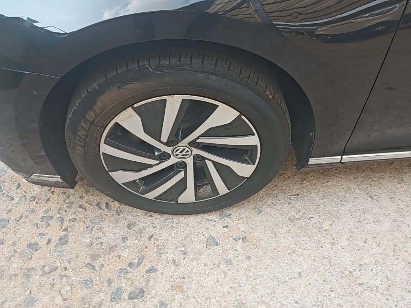 Volkswagen Magotan GTE Plug-in Hybrid 2020 GTE Luxury Model — миниатюра 10