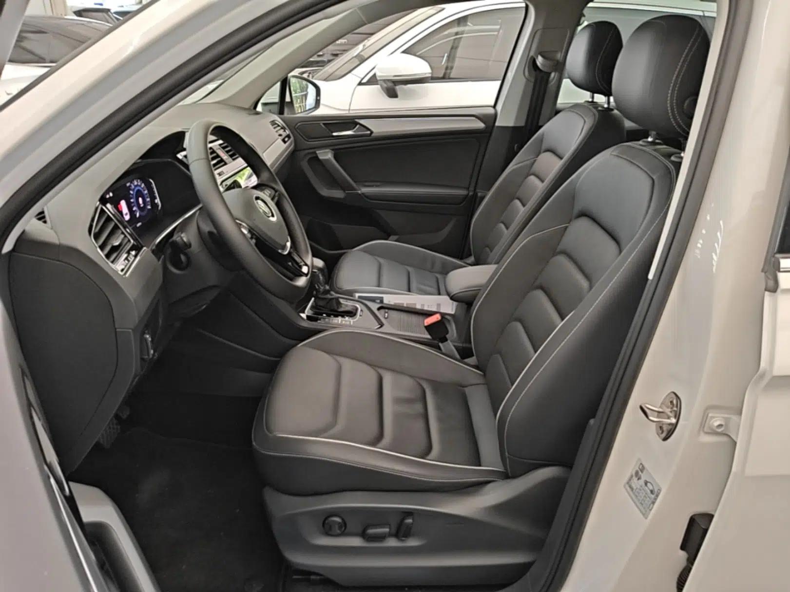 Volkswagen Tiguan L New Energy 2020 430 PHEV Plug-in Hybrid Flagship Edition — миниатюра 17