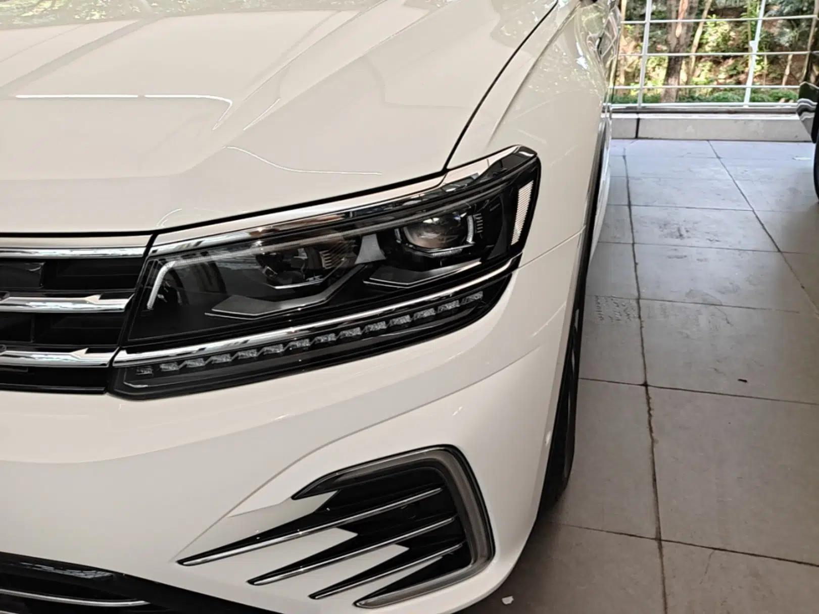 Volkswagen Tiguan L New Energy 2020 430 PHEV Plug-in Hybrid Flagship Edition — миниатюра 8