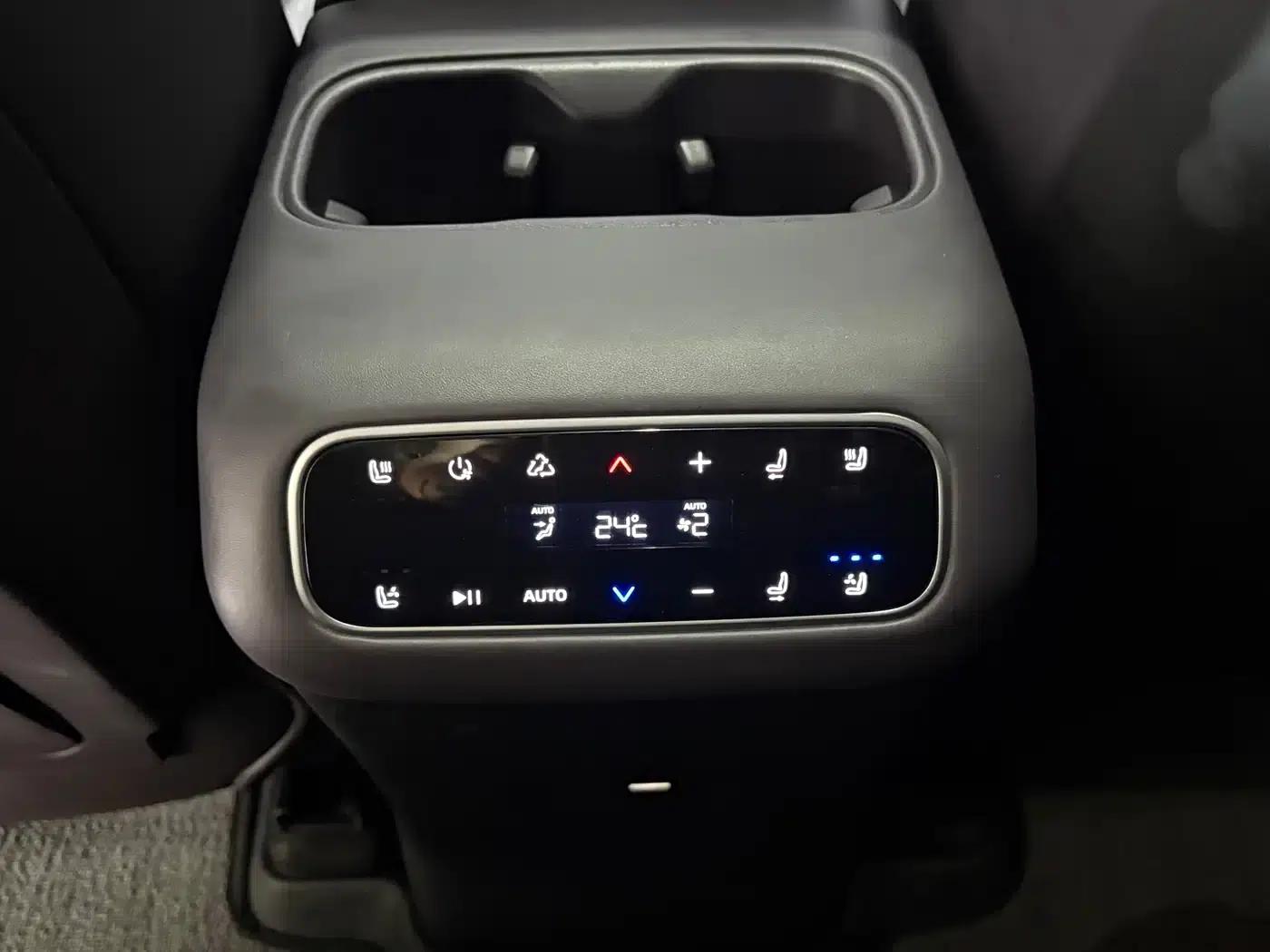 Leapmotor C16 2024 Pure Electric 520 Premium Edition — миниатюра 18