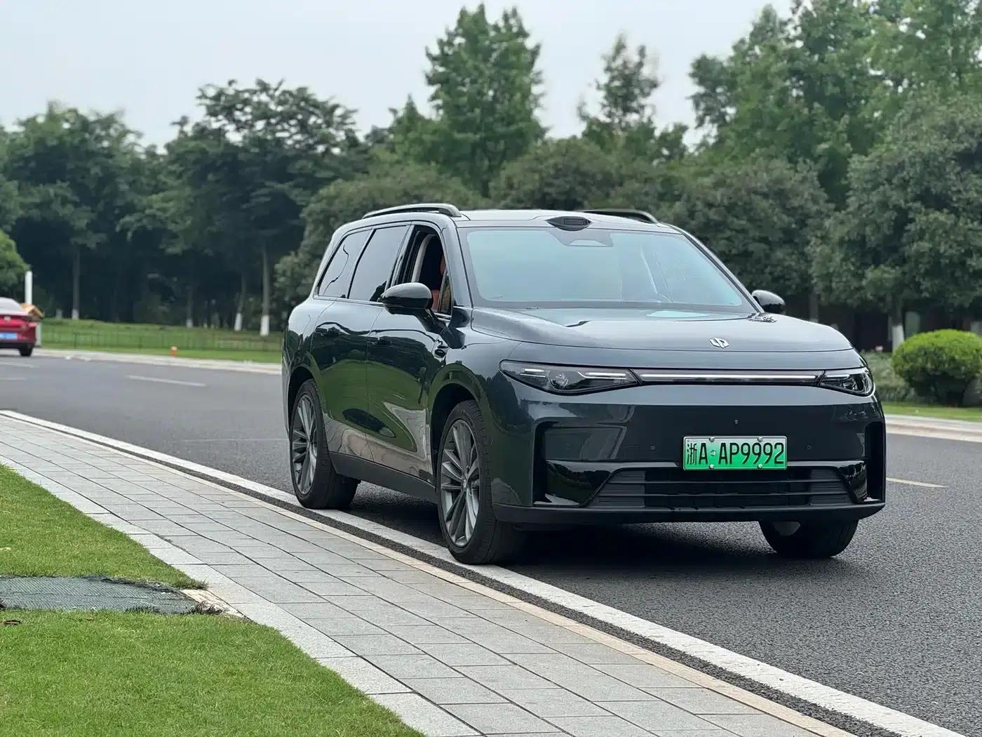 Leapmotor C16 2026 Pure Electric 630 LiDAR Edition 6-Seater — миниатюра 2