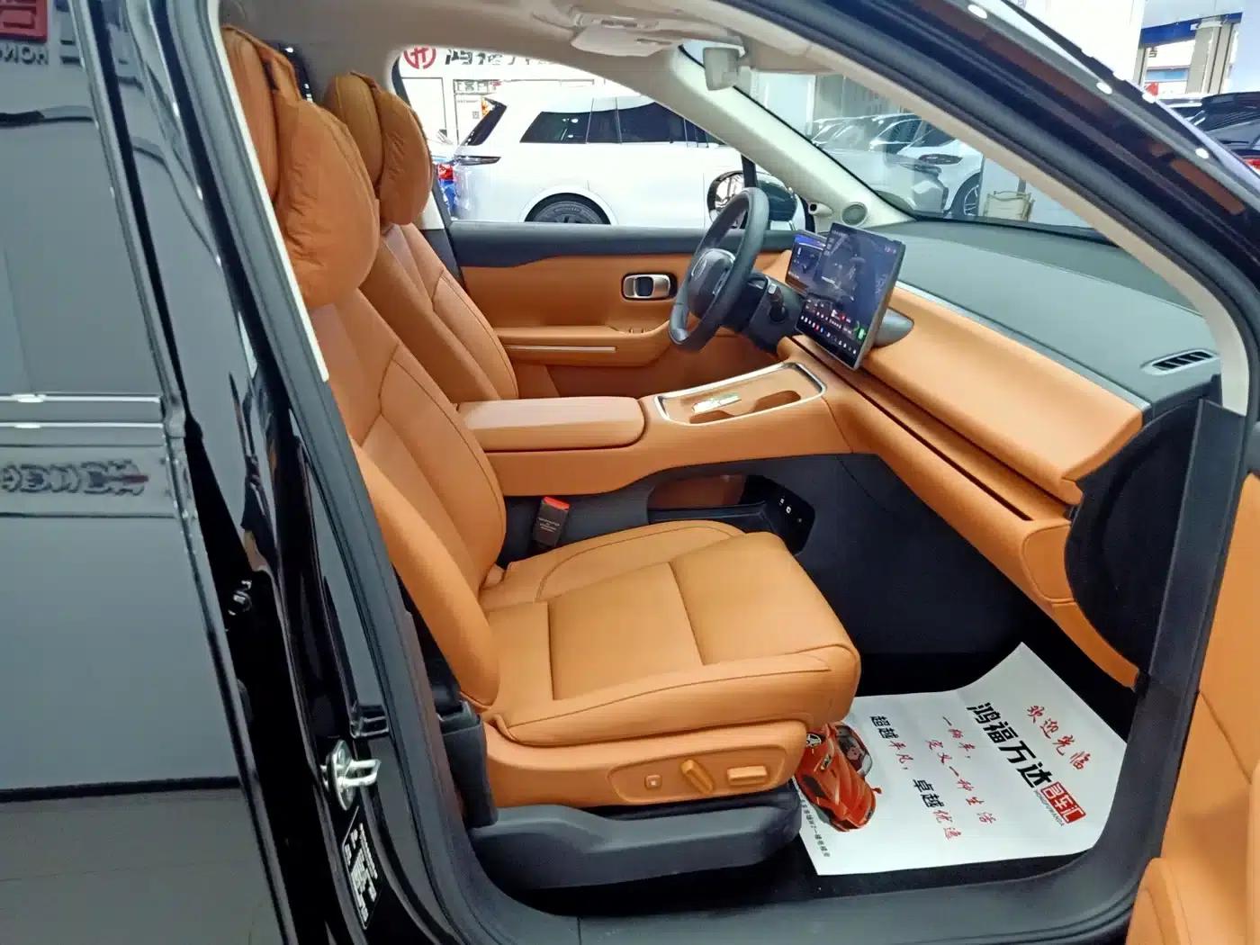 Leapmotor C16 2026 Extended Range, 280 LiDAR Smart Edition, 6-Seater — миниатюра 29