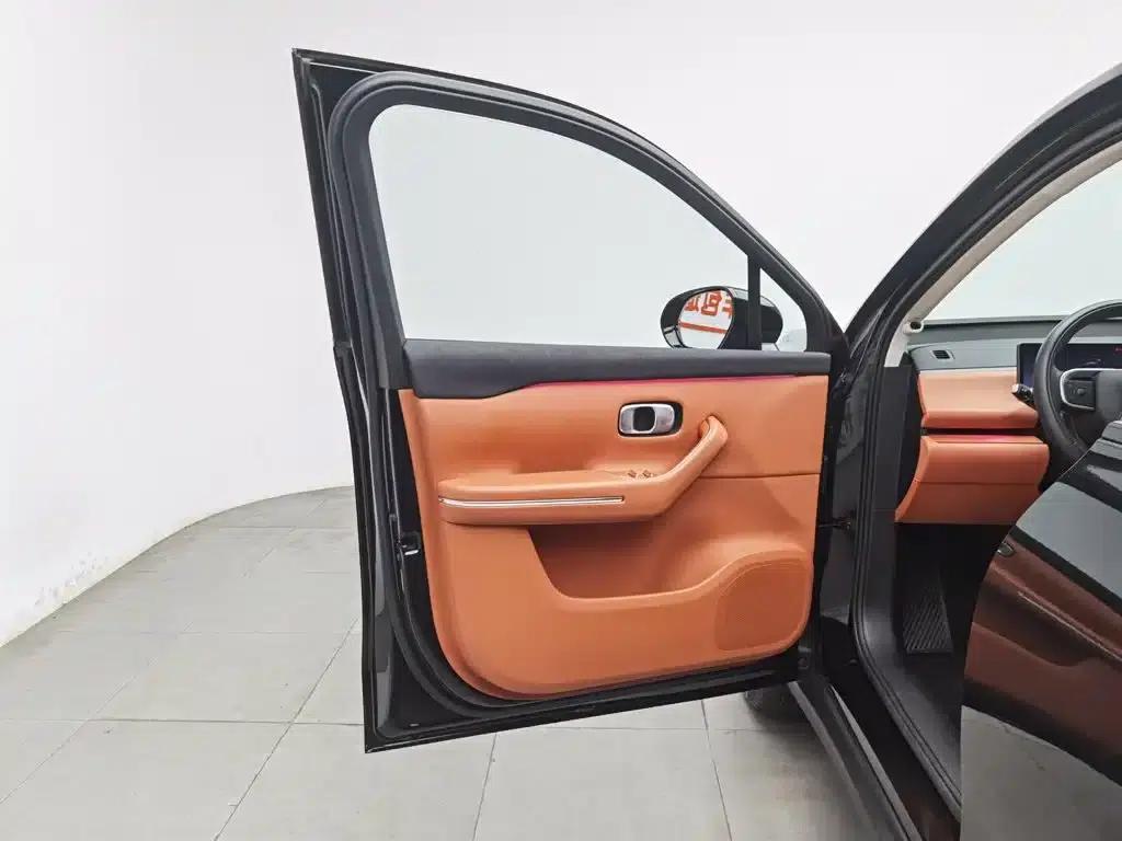 Leapmotor C16 2026 Extended Range, 280 LiDAR Smart Edition, 6-Seater — миниатюра 8
