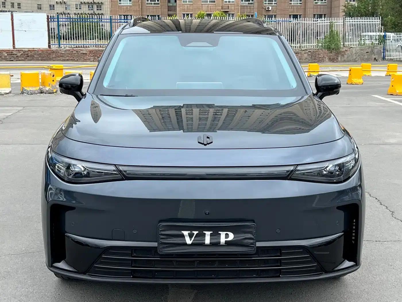 Leapmotor C16 2024 Range Extended 200 Premium Edition — миниатюра 2