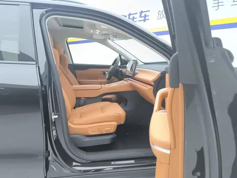 Leapmotor C16 2026 Extended Range, 280 LiDAR Smart Edition, 6-Seater — миниатюра 8