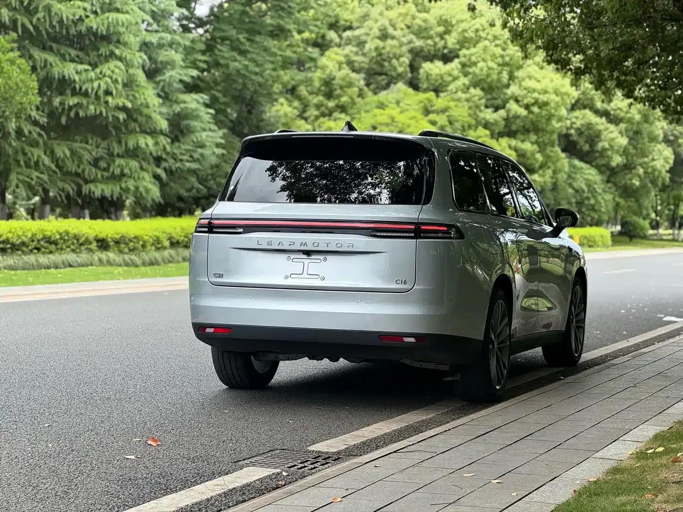 Leapmotor C16 2024 Range Extended 200 Premium Edition — миниатюра 5