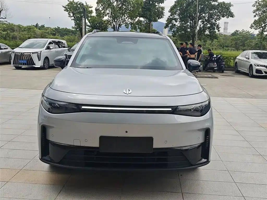 Leapmotor C16 2024 Pure Electric 520 Premium Edition — миниатюра 2