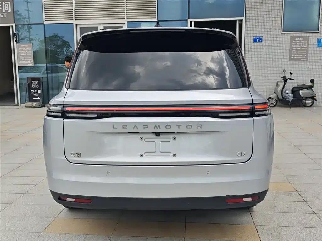 Leapmotor C16 2024 Pure Electric 520 Premium Edition — миниатюра 4