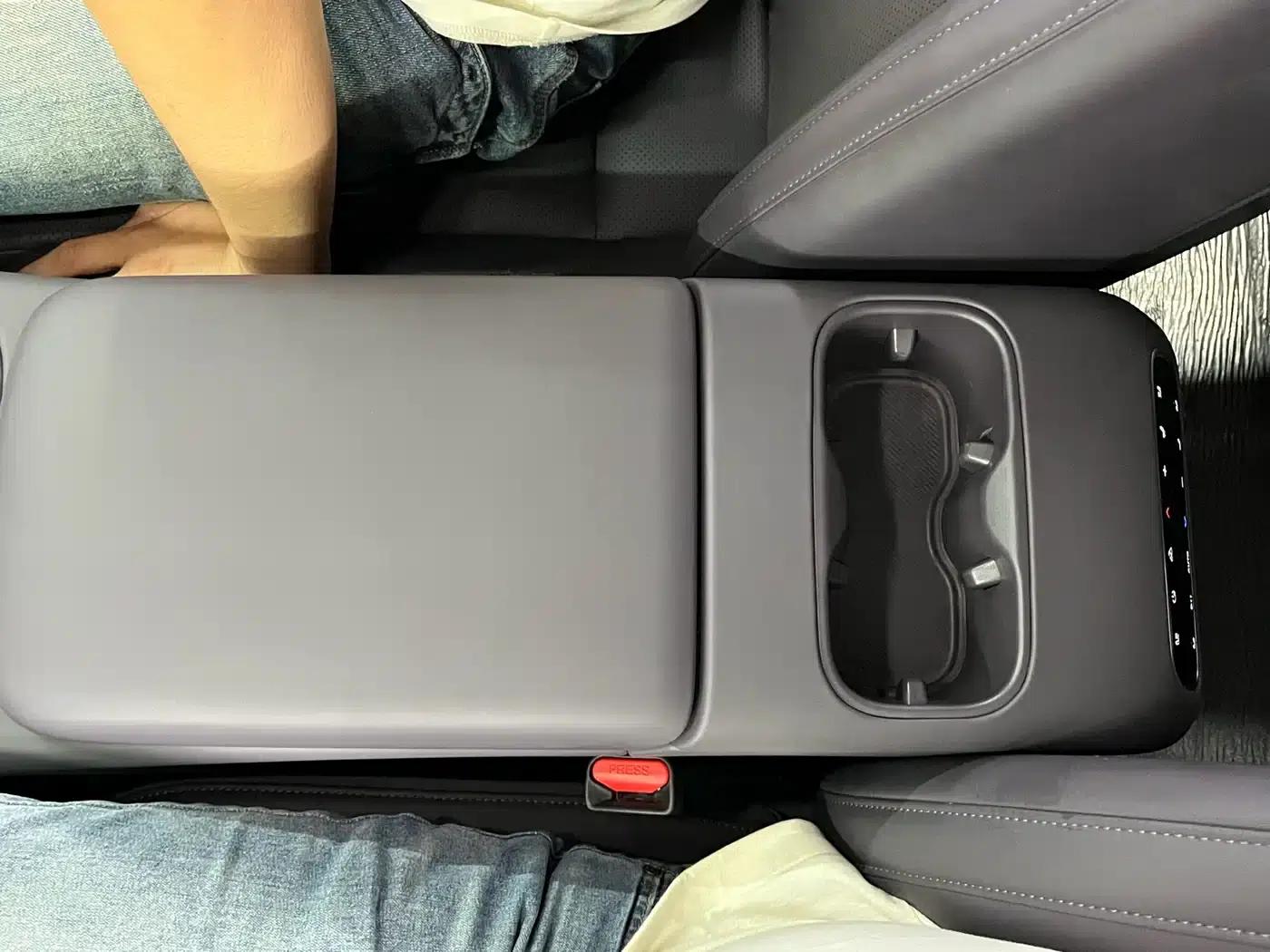 Leapmotor C16 2024 Range Extended 200 Premium Edition — миниатюра 13