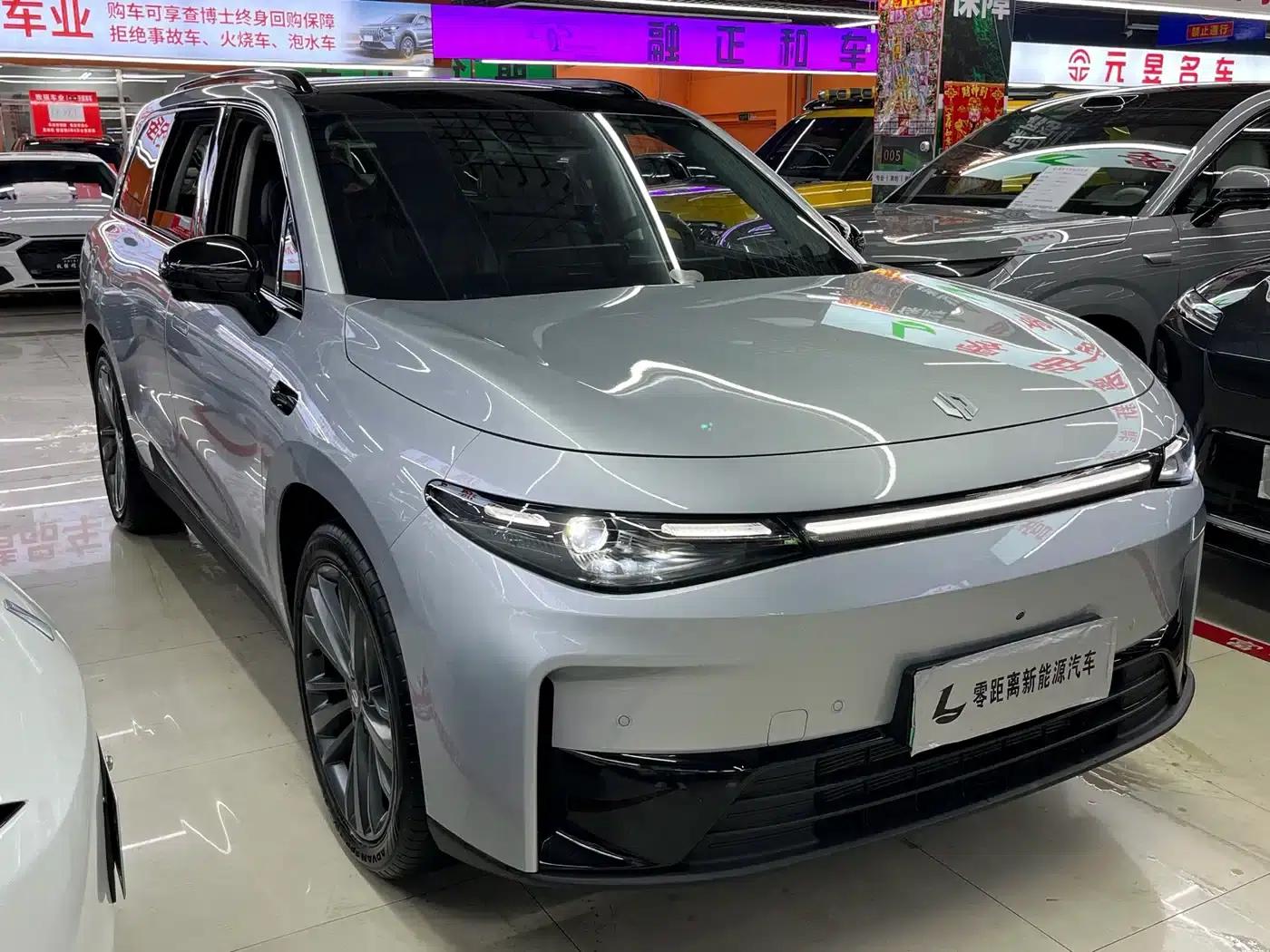 Leapmotor C16 2024 Range Extended 200 Premium Edition — миниатюра 3