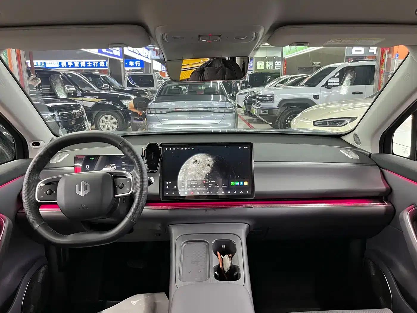 Leapmotor C16 2024 Range Extended 200 Premium Edition — миниатюра 9