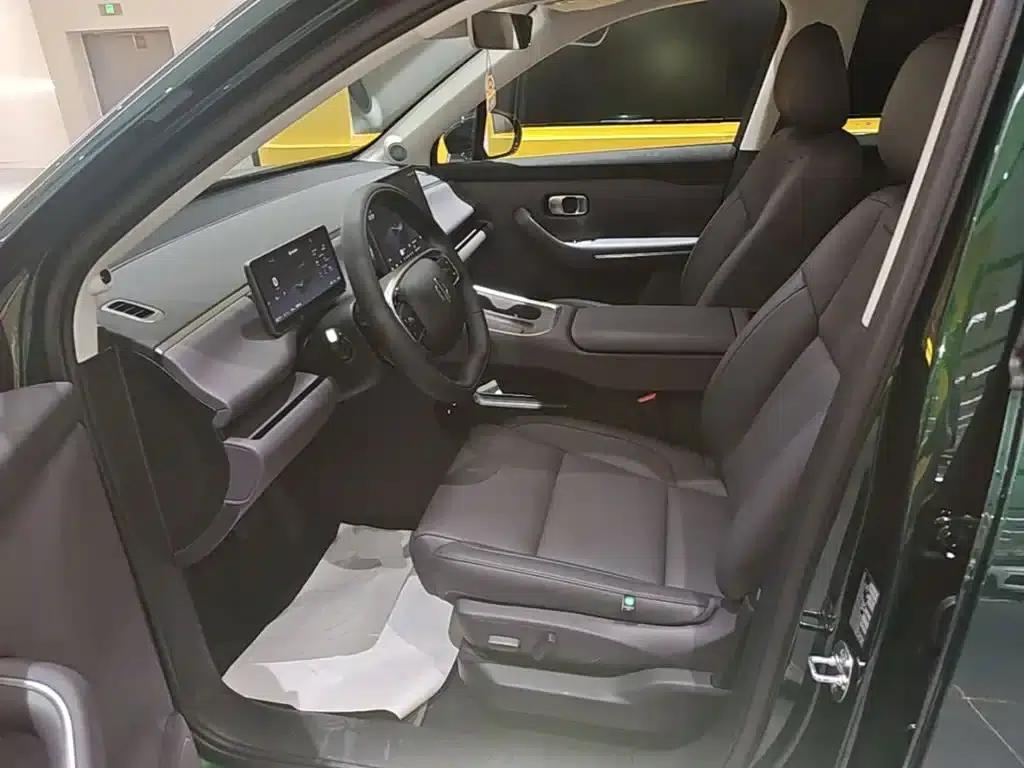 Leapmotor C16 2026 Extended Range 280 LiDAR Edition 6-Seater — миниатюра 15