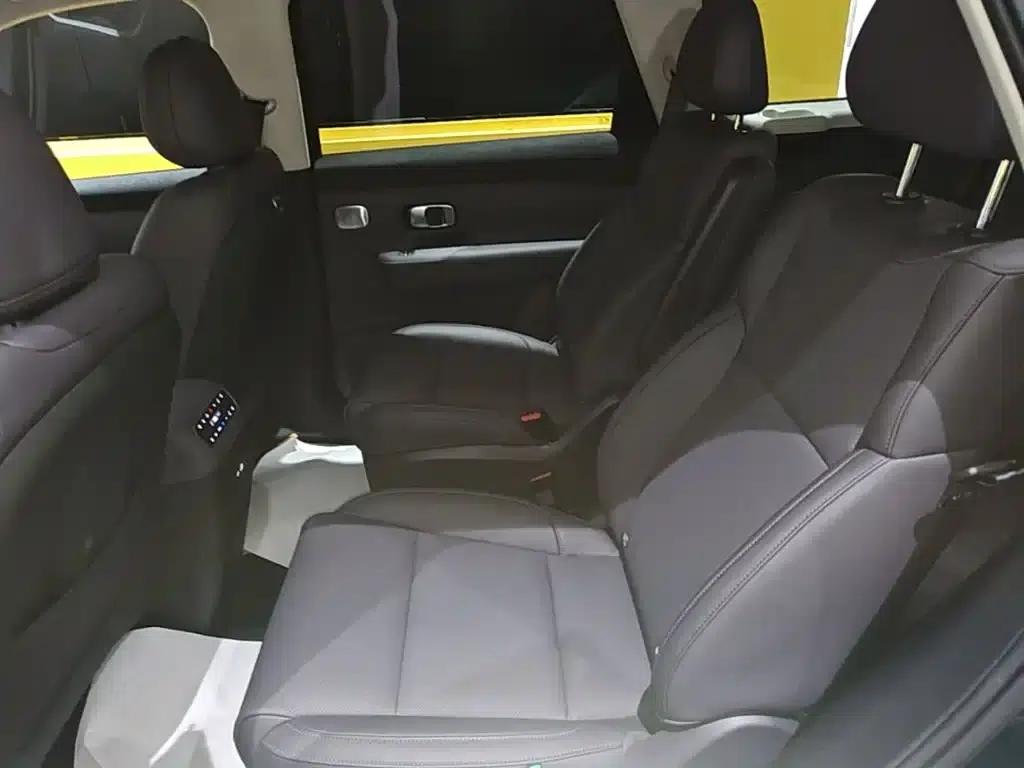 Leapmotor C16 2026 Extended Range 280 LiDAR Edition 6-Seater — миниатюра 17