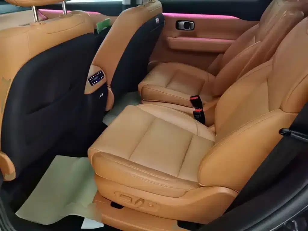 Leapmotor C16 2026 Pure Electric 630 LiDAR Smart Edition 6-Seater — миниатюра 17