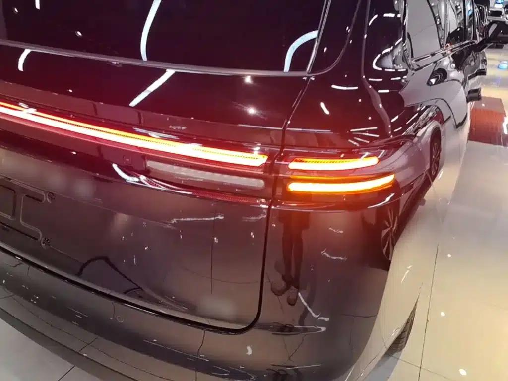 Leapmotor C16 2026 Pure Electric 630 LiDAR Smart Edition 6-Seater — миниатюра 8