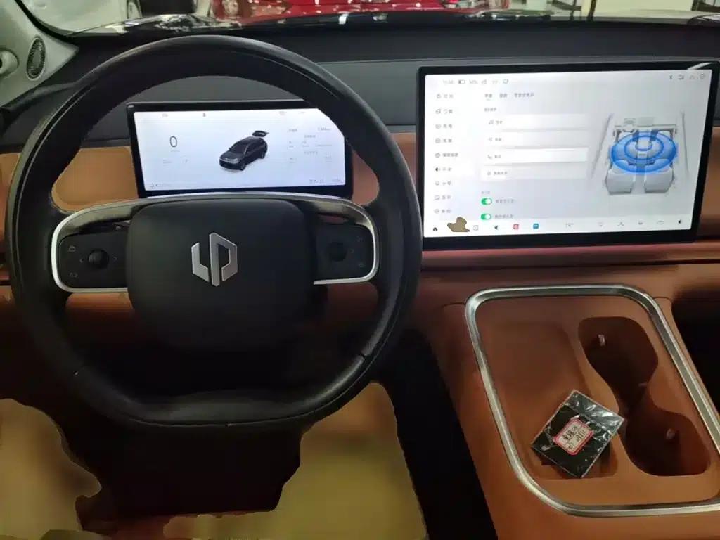Leapmotor C16 2026 Pure Electric 630 LiDAR Smart Edition 6-Seater — миниатюра 10