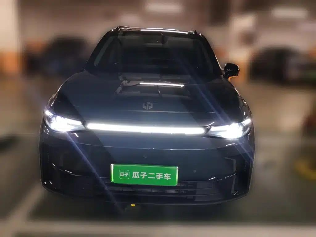 Leapmotor C16 2024 Range Extended 200 Premium Edition — миниатюра 3