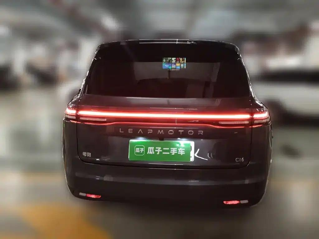 Leapmotor C16 2024 Range Extended 200 Premium Edition — миниатюра 4