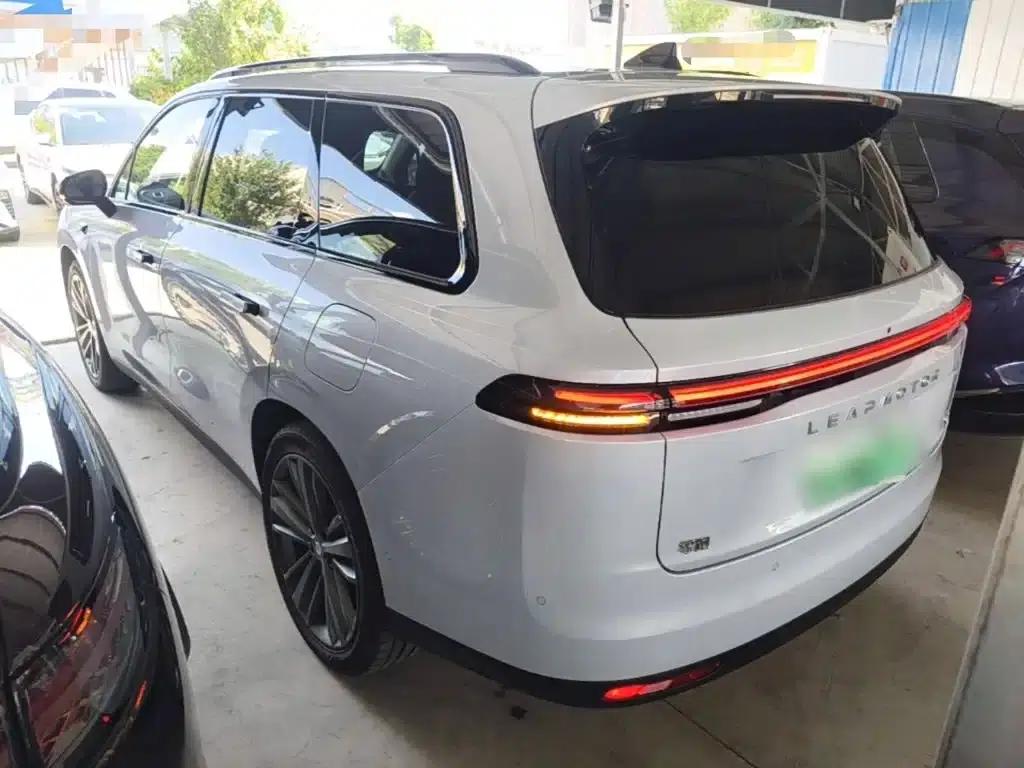 Leapmotor C16 2026 Extended Range 280 LiDAR Edition 6-Seater — миниатюра 5