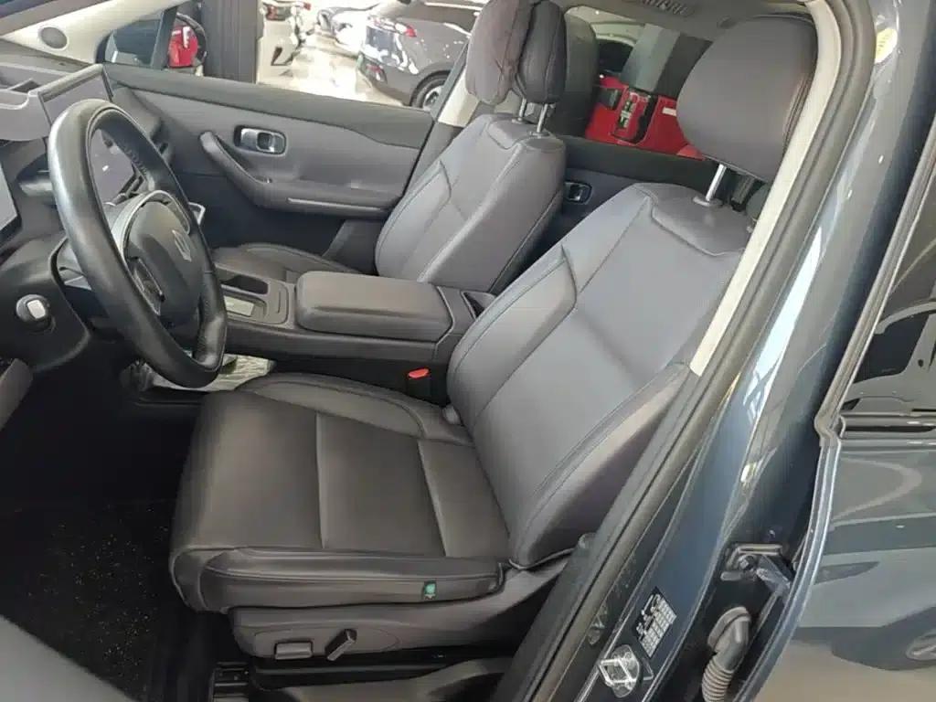 Leapmotor C16 2024 Range Extended 200 Premium Edition — миниатюра 15