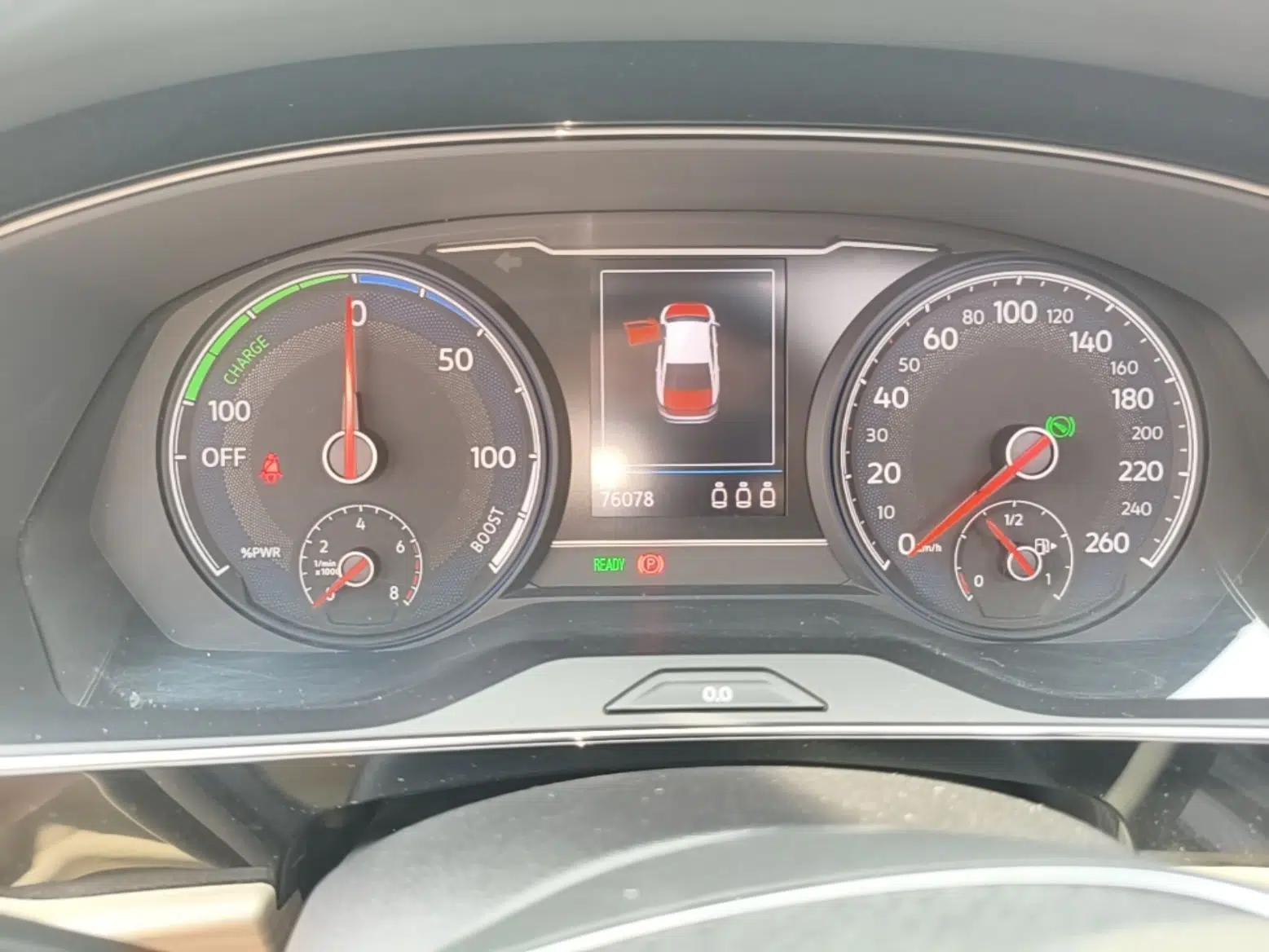 Volkswagen Passat New Energy 2020 430 PHEV Hybrid Luxury Edition China VI Standard — миниатюра 11