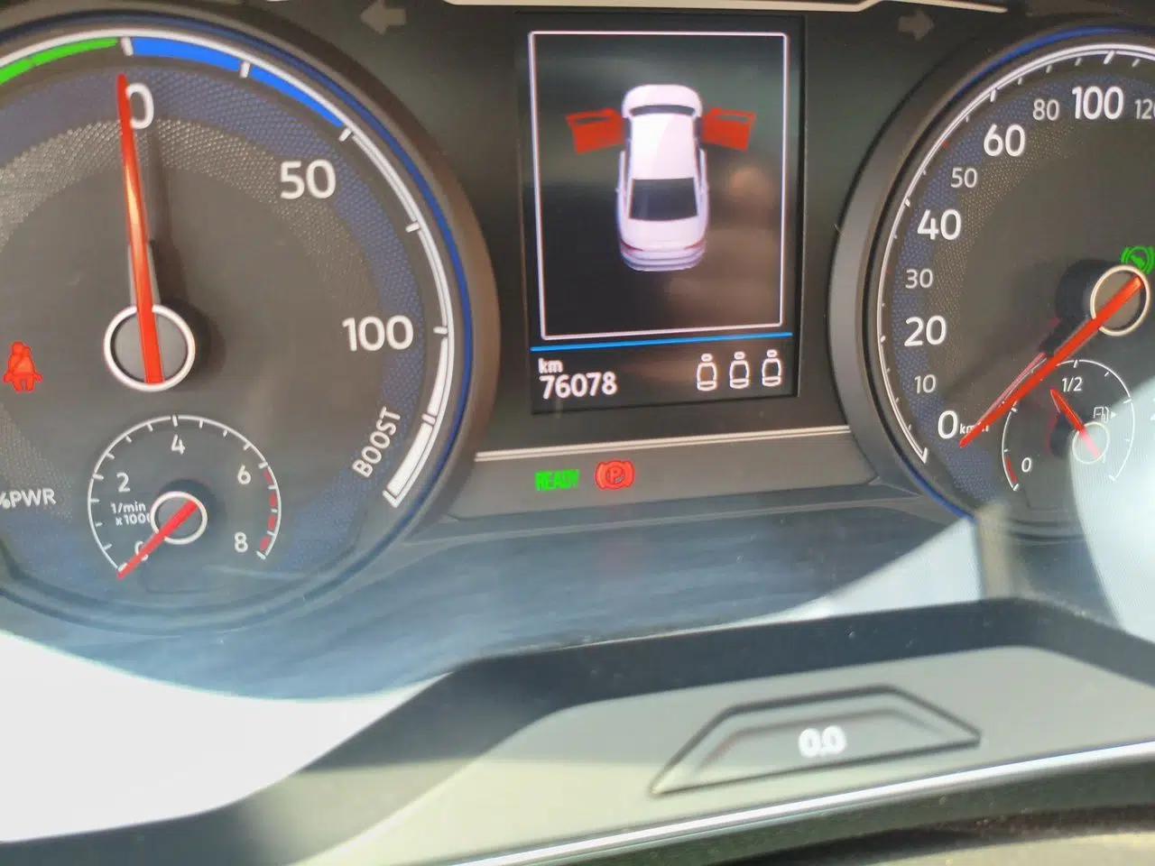 Volkswagen Passat New Energy 2020 430 PHEV Hybrid Luxury Edition China VI Standard — миниатюра 12