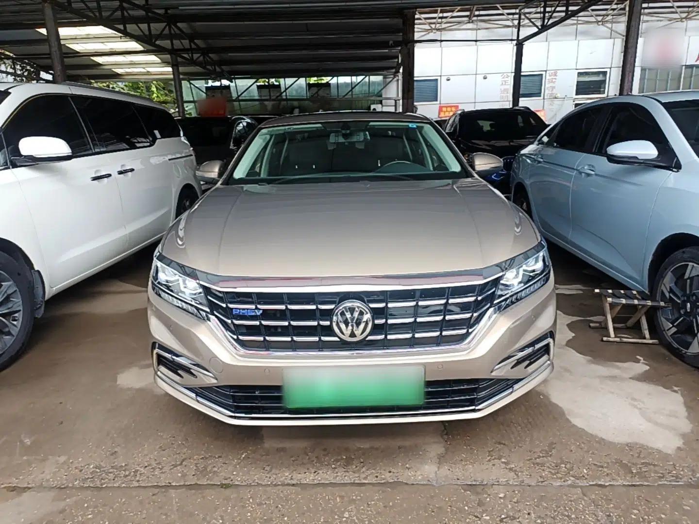 Volkswagen Passat New Energy 2019 430 PHEV Hybrid Luxury Edition — миниатюра 2