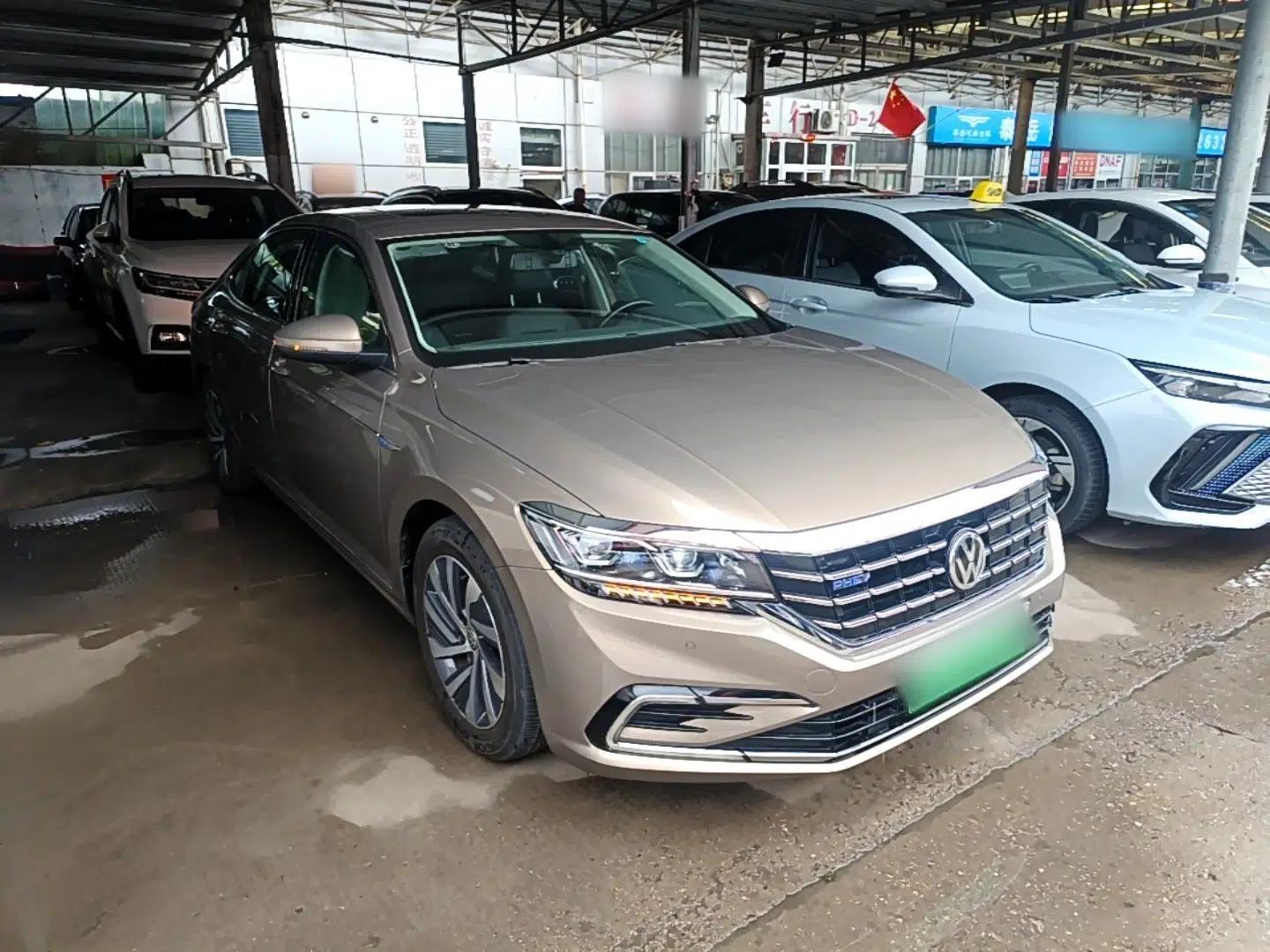 Volkswagen Passat New Energy 2019 430 PHEV Hybrid Luxury Edition — миниатюра 3