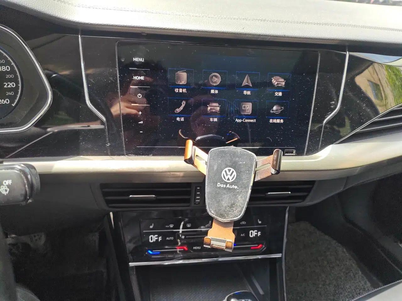 Volkswagen Passat New Energy 2020 430 PHEV Hybrid Elite Edition China VI Standard — миниатюра 13