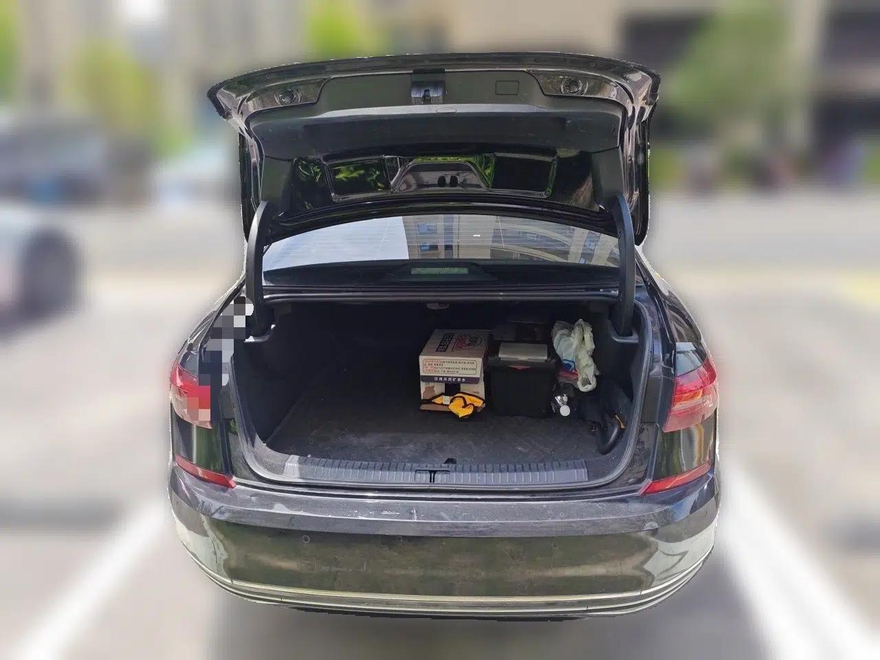 Volkswagen Passat New Energy 2020 430 PHEV Hybrid Elite Edition China VI Standard — миниатюра 19