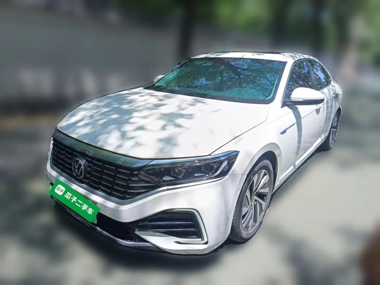 Volkswagen Passat New Energy 2022 430 PHEV Hybrid Luxury Edition — миниатюра 1