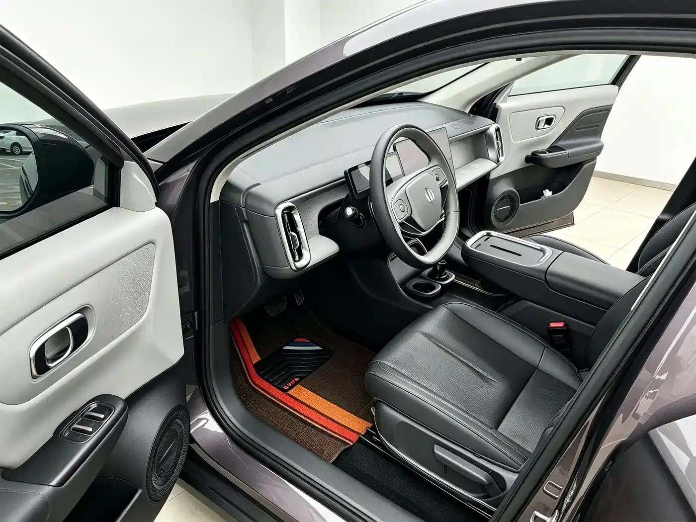 Leapmotor B10 2025 Model 510 Comfort Edition — миниатюра 5