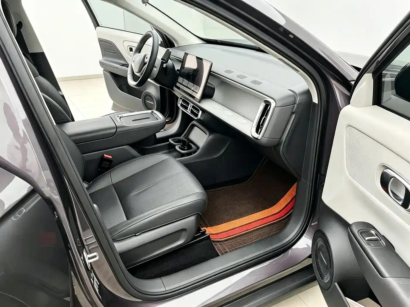Leapmotor B10 2025 Model 510 Comfort Edition — миниатюра 6