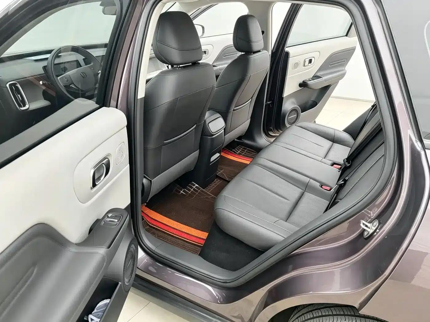 Leapmotor B10 2025 Model 510 Comfort Edition — миниатюра 7